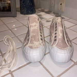 Superga Platforms. Size 8.